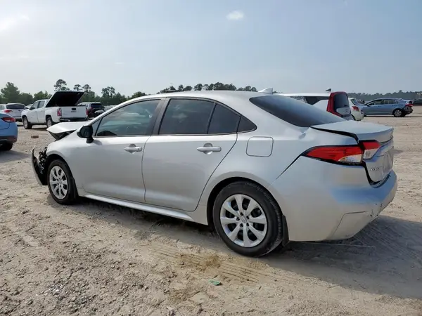 5YFEPMAE1NP354688 2022 TOYOTA COROLLA - Image 2