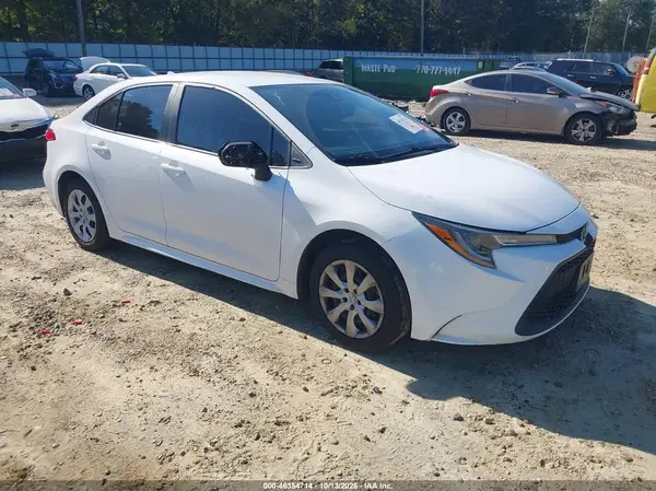 5YFEPMAE1NP357042 2022 TOYOTA COROLLA - Image 1