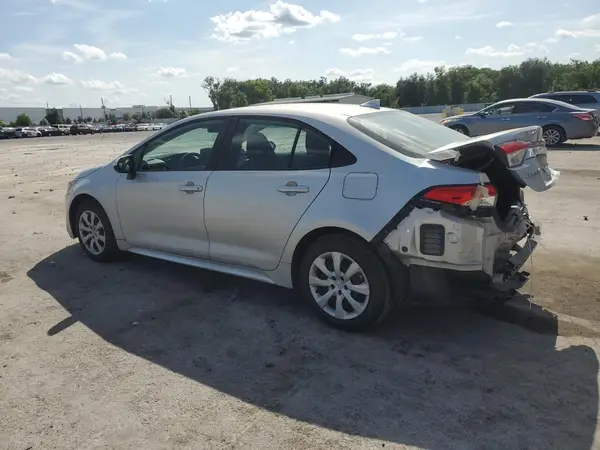 5YFEPMAE1NP358742 2022 TOYOTA COROLLA - Image 2