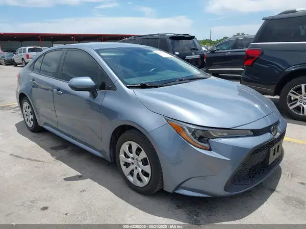 5YFEPMAE1NP364122 2022 TOYOTA COROLLA - Image 1