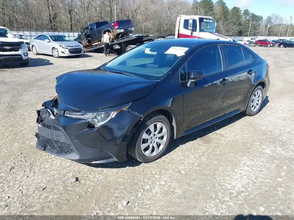 5YFEPMAE1NP366744 2022 TOYOTA COROLLA - Image 2