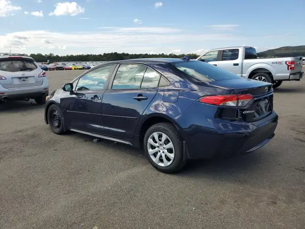 5YFEPMAE1NP368753 2022 TOYOTA COROLLA - Image 2