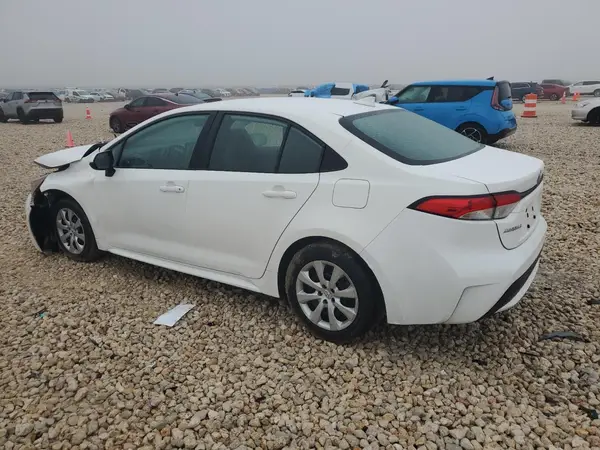5YFEPMAE1NP371751 2022 TOYOTA COROLLA - Image 2
