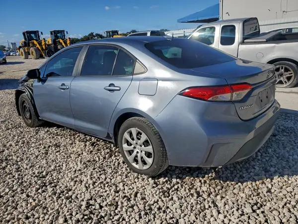 5YFEPMAE1NP378862 2022 TOYOTA COROLLA - Image 2