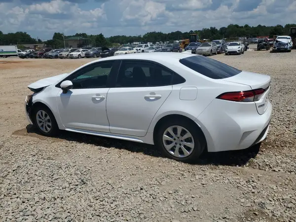5YFEPMAE1NP379770 2022 TOYOTA COROLLA - Image 2