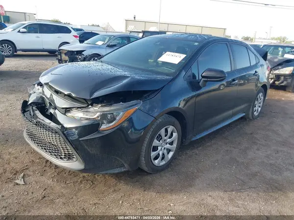 5YFEPMAE1NP382748 2022 TOYOTA COROLLA - Image 2