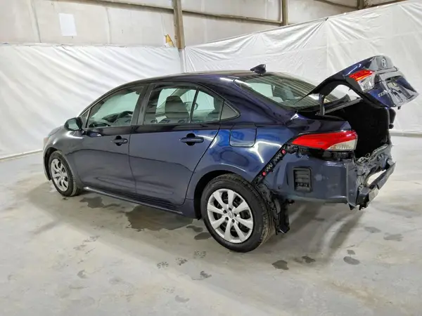 5YFEPMAE1NP385049 2022 TOYOTA COROLLA - Image 2