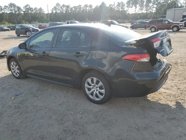 5YFEPMAE1NP388145 2022 TOYOTA COROLLA - Image 2