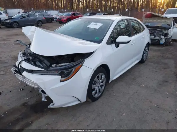 5YFEPMAE2MP149234 2021 TOYOTA COROLLA - Image 2