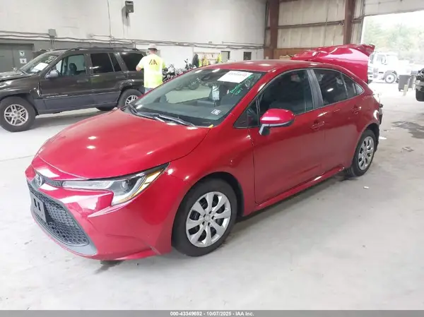 5YFEPMAE2MP149282 2021 TOYOTA COROLLA - Image 2