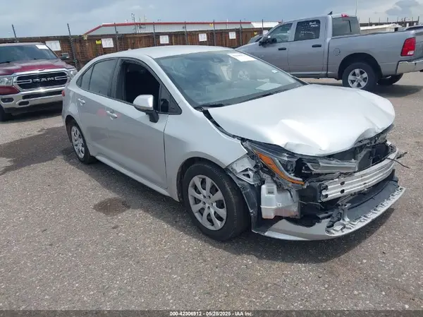 5YFEPMAE2MP155387 2021 TOYOTA COROLLA - Image 1