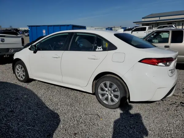 5YFEPMAE2MP160816 2021 TOYOTA COROLLA - Image 2