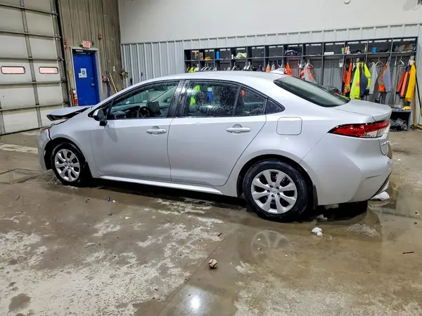5YFEPMAE2MP163327 2021 TOYOTA COROLLA - Image 2