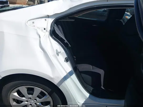 5YFEPMAE2MP164333 2021 TOYOTA COROLLA - Image 8