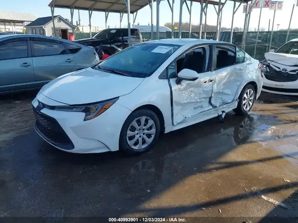 5YFEPMAE2MP165532 2021 TOYOTA COROLLA - Image 2