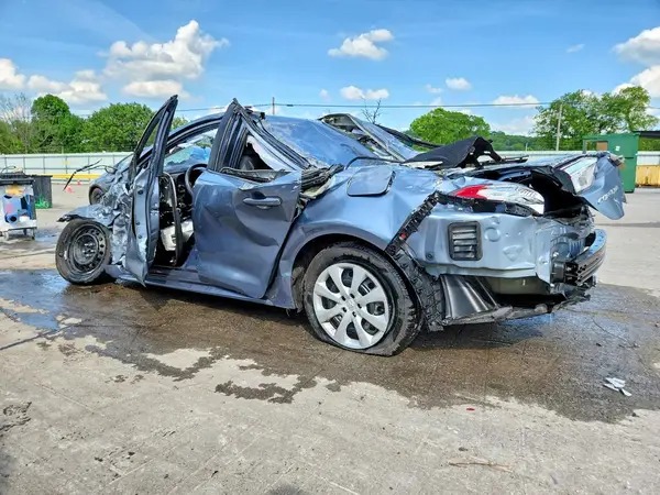 5YFEPMAE2MP169645 2021 TOYOTA COROLLA - Image 2
