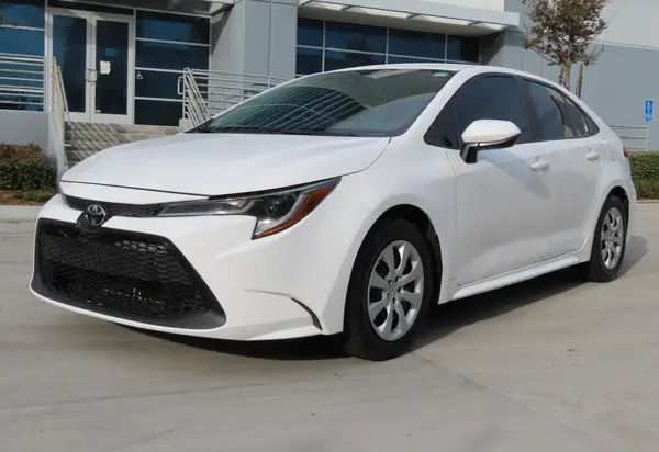 5YFEPMAE2MP171783 2021 TOYOTA COROLLA - Image 2