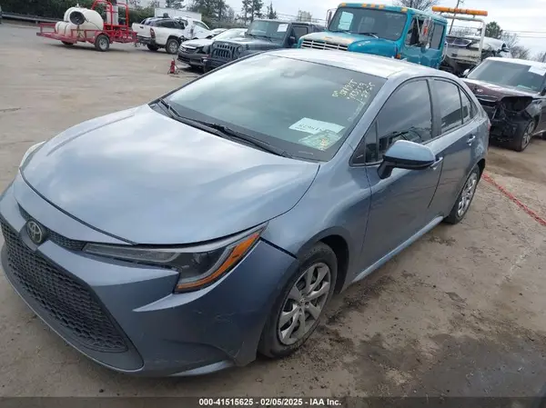 5YFEPMAE2MP183559 2021 TOYOTA COROLLA - Image 2