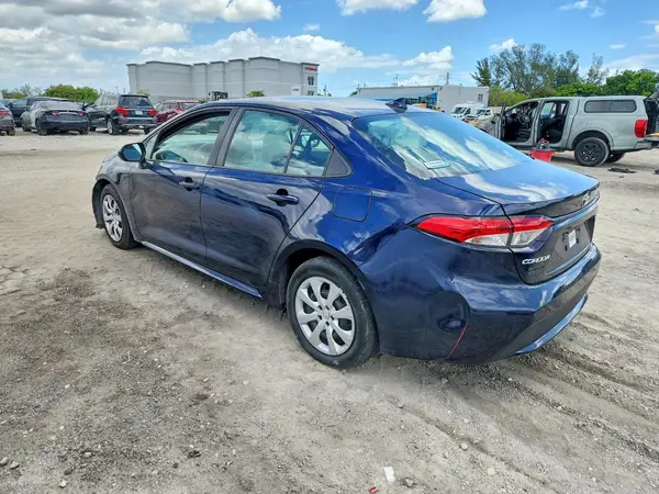 5YFEPMAE2MP184517 2021 TOYOTA COROLLA - Image 2