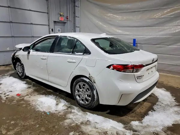 5YFEPMAE2MP214003 2021 TOYOTA COROLLA - Image 2