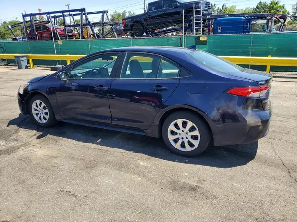 5YFEPMAE2MP222795 2021 TOYOTA COROLLA - Image 2