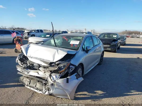 5YFEPMAE2MP223994 2021 TOYOTA COROLLA - Image 2