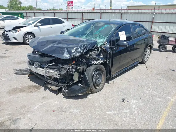 5YFEPMAE2MP224790 2021 TOYOTA COROLLA - Image 2