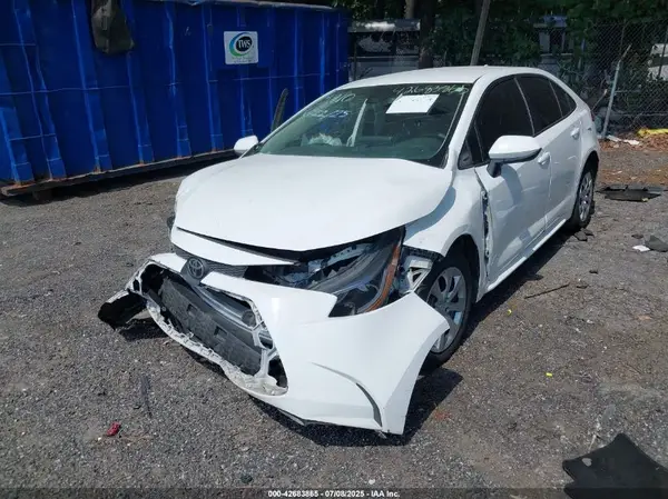 5YFEPMAE2MP225910 2021 TOYOTA COROLLA - Image 2