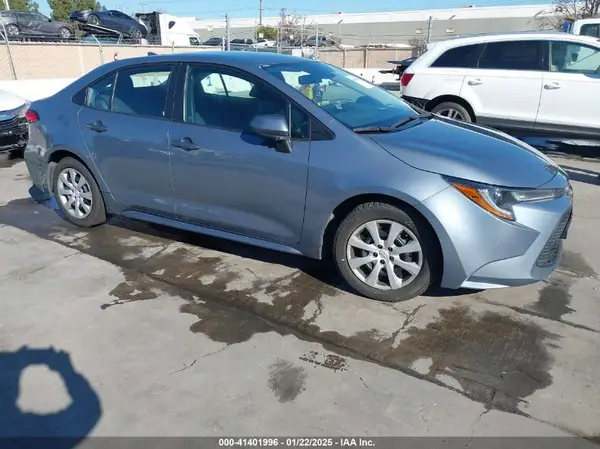 5YFEPMAE2MP230587 2021 TOYOTA COROLLA - Image 1