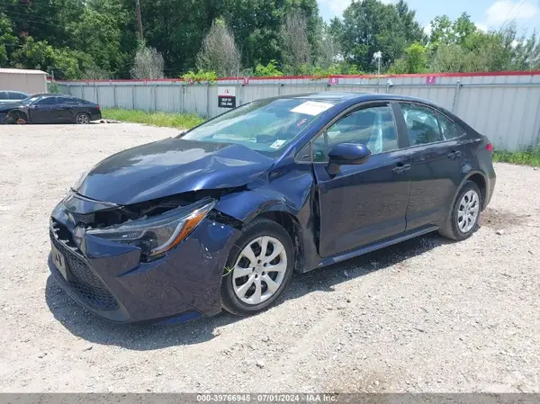 5YFEPMAE2MP231500 2021 TOYOTA COROLLA - Image 2