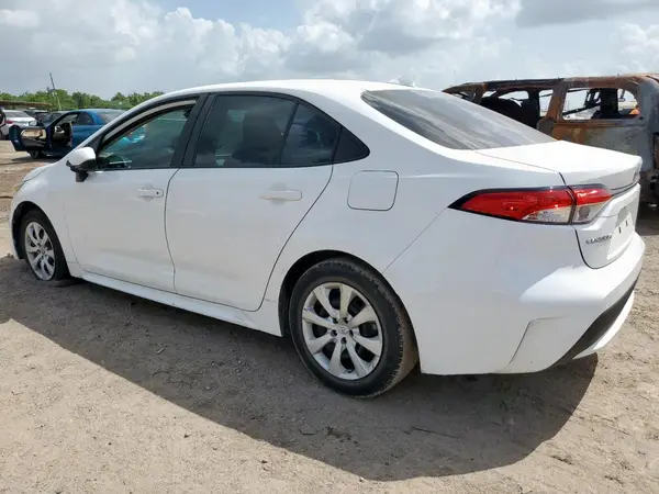 5YFEPMAE2MP231772 2021 TOYOTA COROLLA - Image 2