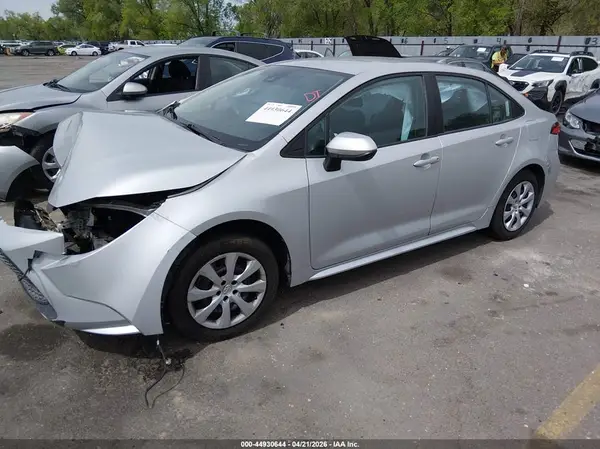5YFEPMAE2MP232548 2021 TOYOTA COROLLA - Image 2