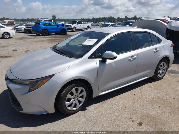 5YFEPMAE2MP233960 2021 TOYOTA COROLLA - Image 2