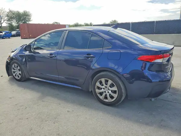 5YFEPMAE2MP239211 2021 TOYOTA COROLLA - Image 2