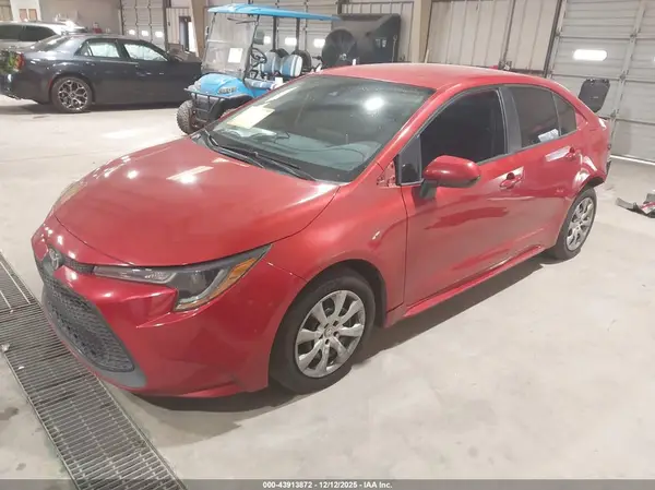 5YFEPMAE2MP240794 2021 TOYOTA COROLLA - Image 2