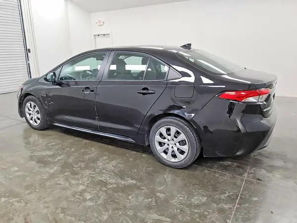 5YFEPMAE2MP241329 2021 TOYOTA COROLLA - Image 2