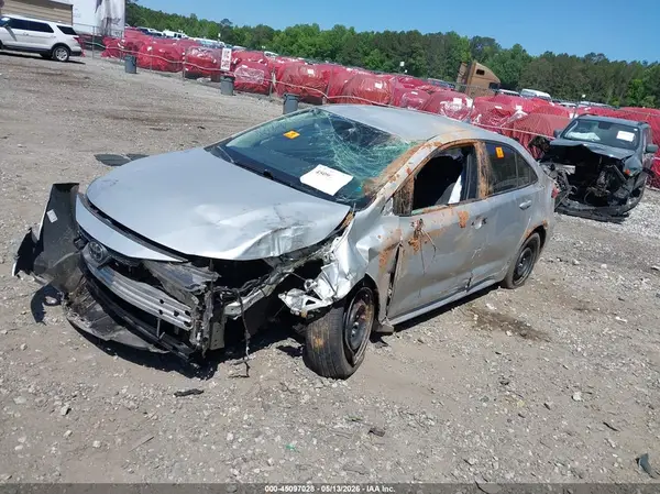 5YFEPMAE2MP243727 2021 TOYOTA COROLLA - Image 2
