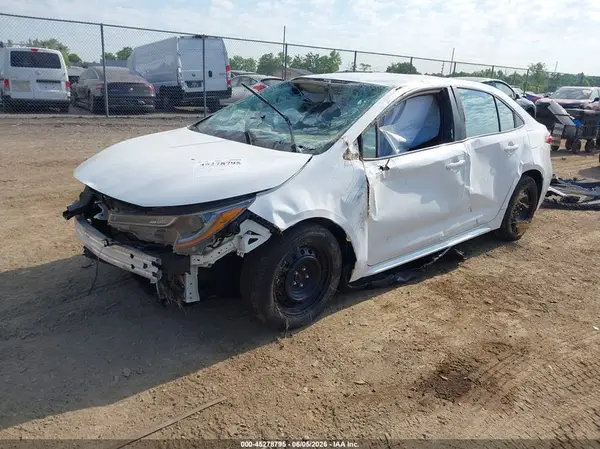 5YFEPMAE2MP245932 2021 TOYOTA COROLLA - Image 2