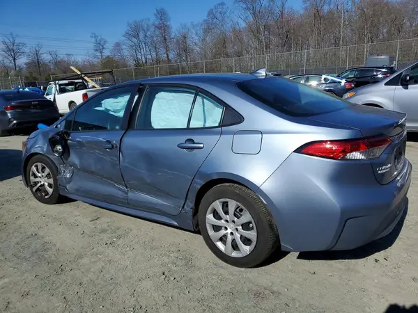 5YFEPMAE2MP247938 2021 TOYOTA COROLLA - Image 2
