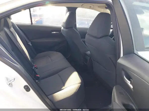 5YFEPMAE2MP250032 2021 TOYOTA COROLLA - Image 8