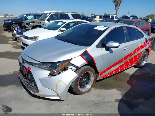 5YFEPMAE2MP263623 2021 TOYOTA COROLLA - Image 2