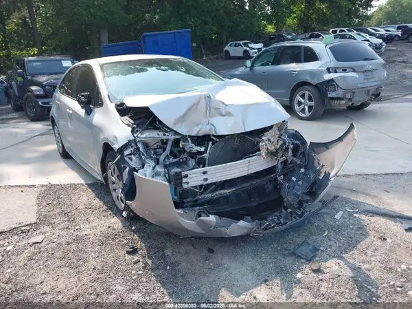 5YFEPMAE2MP266568 2021 TOYOTA COROLLA - Image 1