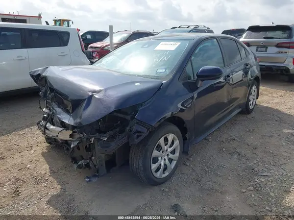 5YFEPMAE2MP267817 2021 TOYOTA COROLLA - Image 2
