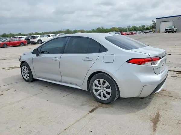 5YFEPMAE2NP275188 2022 TOYOTA COROLLA - Image 2