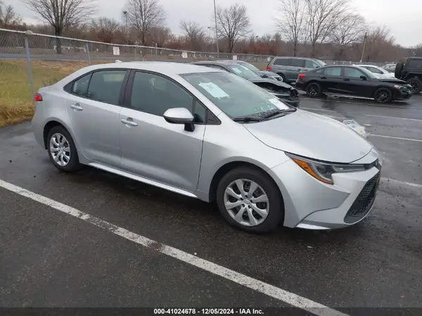 5YFEPMAE2NP275367 2022 TOYOTA COROLLA - Image 1