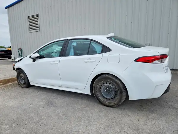 5YFEPMAE2NP280536 2022 TOYOTA COROLLA - Image 2