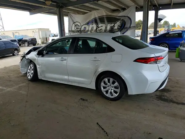 5YFEPMAE2NP284716 2022 TOYOTA COROLLA - Image 2