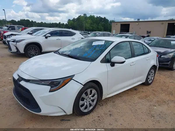 5YFEPMAE2NP285168 2022 TOYOTA COROLLA - Image 2
