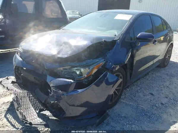 5YFEPMAE2NP287552 2022 TOYOTA COROLLA - Image 2