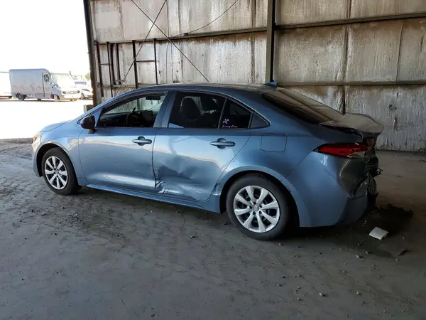5YFEPMAE2NP297286 2022 TOYOTA COROLLA - Image 2